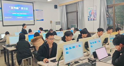 077346415d9564e6dece1d1498013436