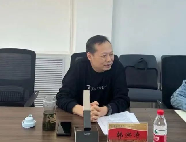 丁晨辅导员工作室举办社会科学研究研讨会-材料科学与工程学院